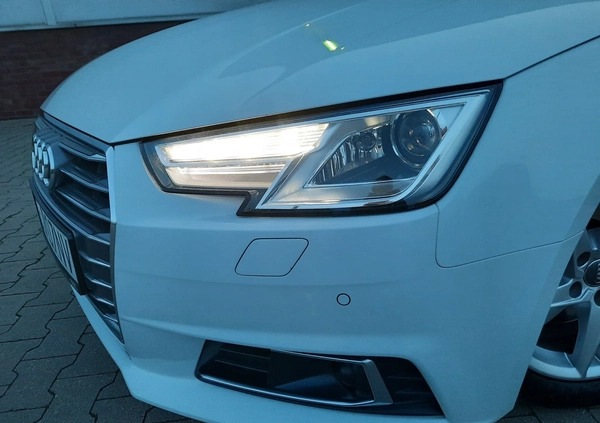 Audi A4 cena 79900 przebieg: 180000, rok produkcji 2018 z Bydgoszcz małe 301